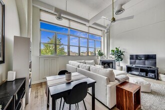 2750 N Wayne Ave in Chicago, IL - Building Photo - Building Photo