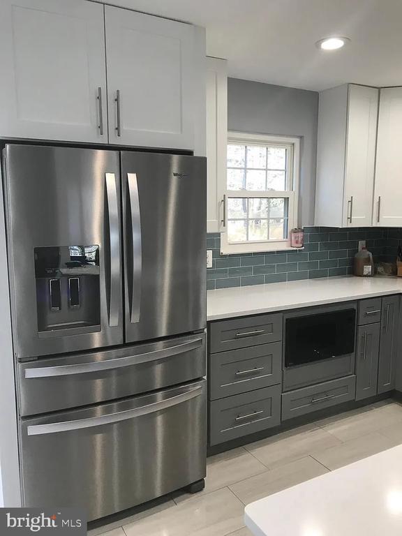 property at 12284 Wye Oak Commons Cir