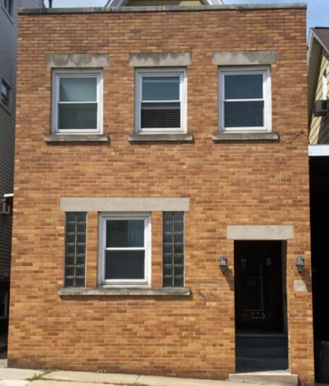 1216 N 13th Ave