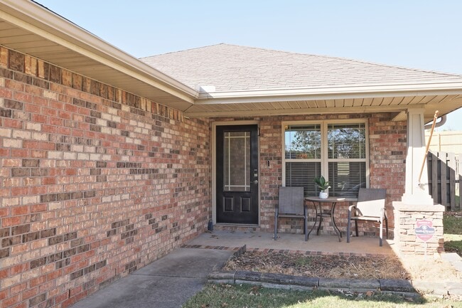 349 Dovington Dr in Huntsville, AL - Building Photo - Building Photo