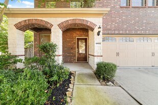 6403 Guilford Glen Ln in Katy, TX - Building Photo