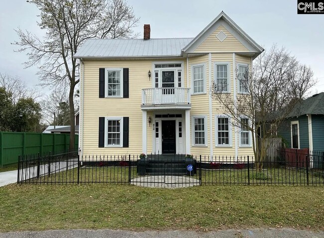 property at 515 Center St