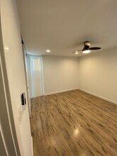 7347 Haskell Ave in Los Angeles, CA - Building Photo - Building Photo