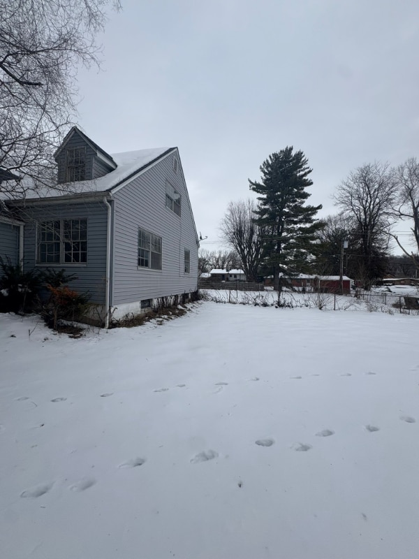 980 De Couagne Dr in East St. Louis, IL - Foto de edificio - Building Photo
