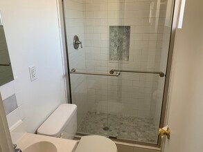 1104 W Elna Rae St in Tempe, AZ - Building Photo - Building Photo