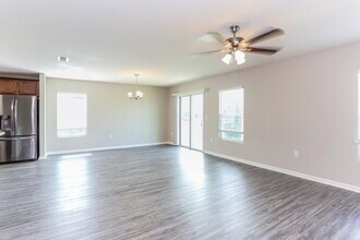 3434 Canyon Falls Dr in Green Cove Springs, FL - Building Photo - Building Photo