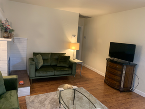 2160 Sacramento St in Redding, CA - Building Photo - Building Photo