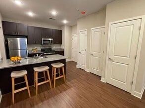 5741 NE 80th Terrace in Kansas City, MO - Building Photo - Building Photo