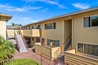 241 Curtner in Palo Alto, CA - Foto de edificio - Building Photo