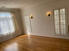 642 1/2 Maltman Ave in Los Angeles, CA - Building Photo - Building Photo