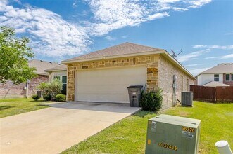 2029 Shady Glen Trail in Princeton, TX - Building Photo - Building Photo
