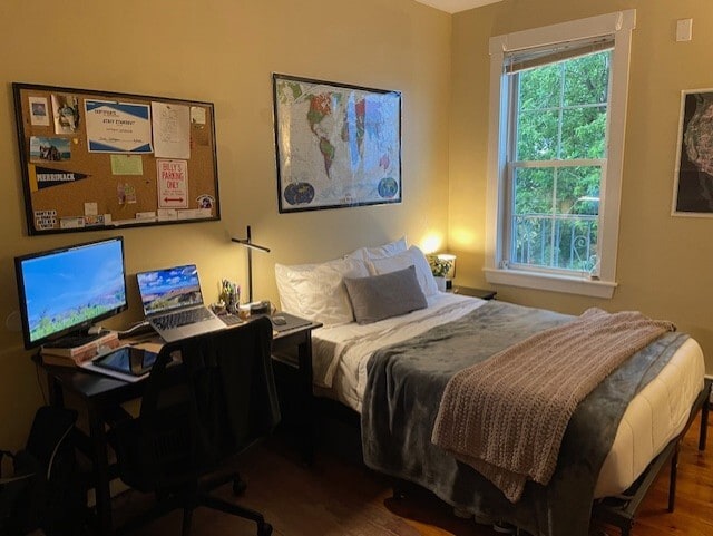 Spacious 4-Bedroom Home in Heart of Lowell