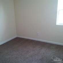 1608 Green Briar Pkwy in Gulf Breeze, FL - Building Photo - Building Photo