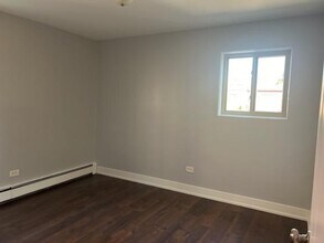 8141 S Ingleside Ave in Chicago, IL - Building Photo - Building Photo