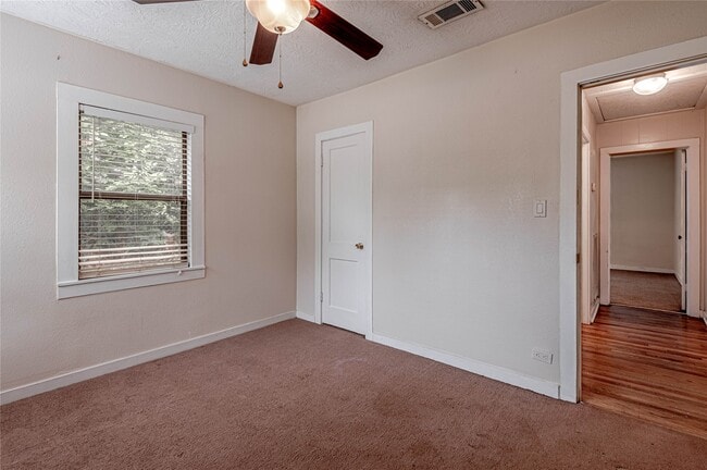 property at 2538 Sycamore Ave