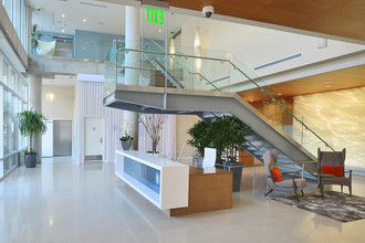 Stella Apartments in Marina Del Rey, CA - Building Photo - Lobby