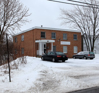 Meadowbrook Apartments in Syracuse, NY - Building Photo - Building Photo