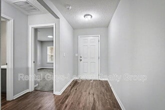 5054 Oak Bend Ave in Jacksonville, FL - Building Photo - Building Photo