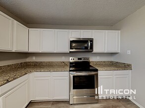 5209 Emmeryville Ln in Fort Worth, TX - Building Photo - Building Photo