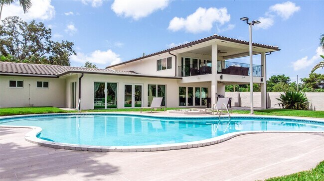 property at 2275 SW 44th St