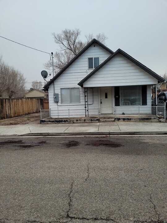 1020 7th St in Rock Springs, WY - Building Photo