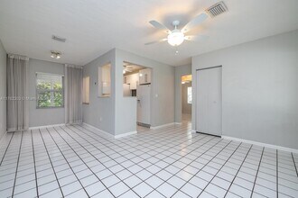 1029 NE 113th St in Biscayne Park, FL - Building Photo - Building Photo