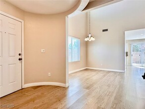 8307 Fort Hallock Ave in Las Vegas, NV - Building Photo - Building Photo