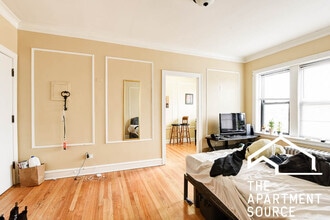 2801 N Keating Ave in Chicago, IL - Building Photo - Building Photo