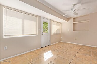 13217 W Mesa Verde Dr in Sun City West, AZ - Foto de edificio - Building Photo