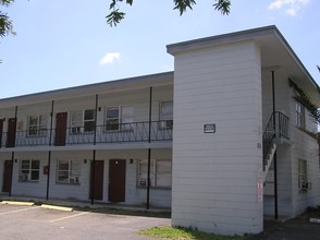 Park View Apartments in St. Petersburg, FL - Building Photo - Building Photo