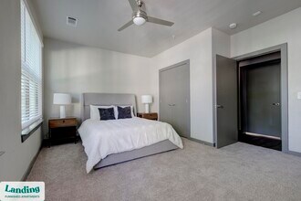 1415 N Main Ave, Unit 1251 in San Antonio, TX - Foto de edificio - Building Photo