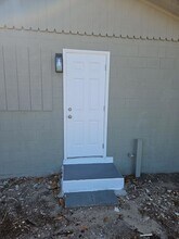 815 Dundas Ct in Fort Pierce, FL - Foto de edificio - Building Photo