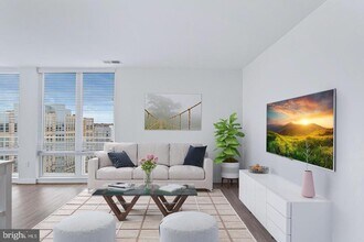 1215 N Fayette St-Unit -521 in Alexandria, VA - Building Photo - Building Photo