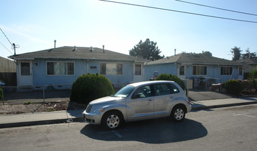 2070 3rd St in Santa Clara, CA - Building Photo - Building Photo