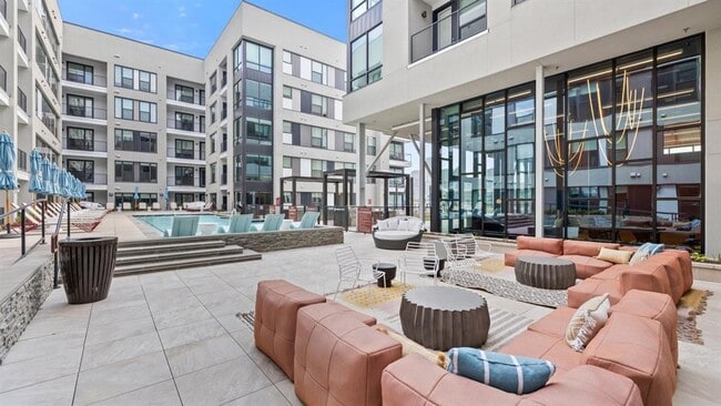 property at 2305 Summer St