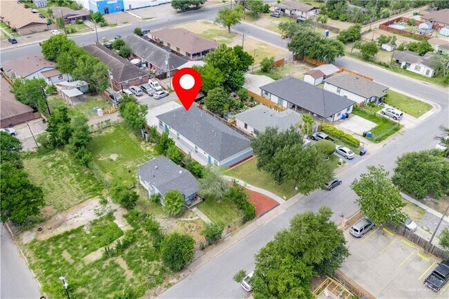 2409 W Hackberry Ave in McAllen, TX - Building Photo - Building Photo