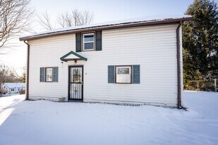 14 Dale Ave in Cambridge City, IN - Building Photo