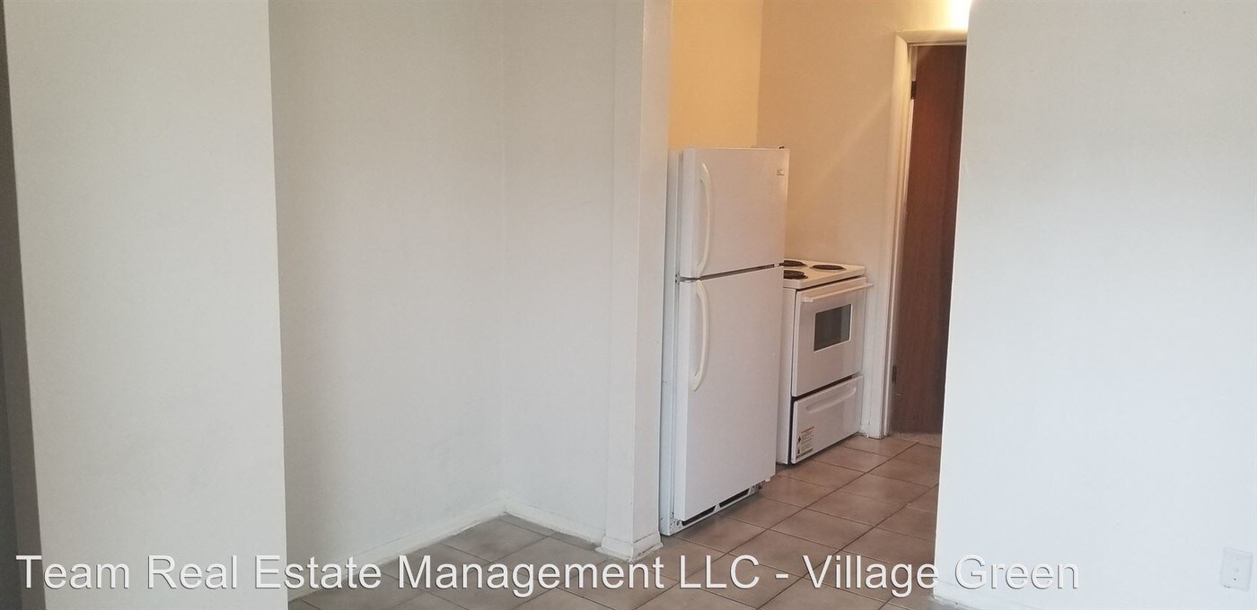 1719 Dixon Blvd in Cocoa, FL - Building Photo