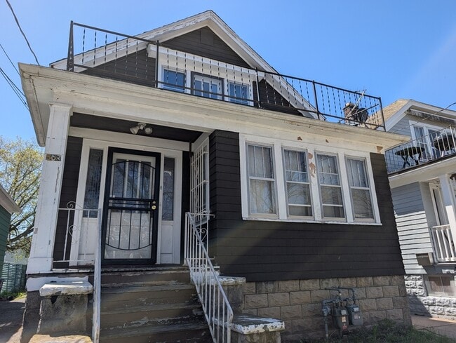 property at 507 Lisbon Ave