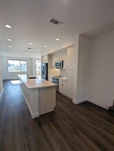 193 Uptown Cir in Oakland, CA - Building Photo - Building Photo