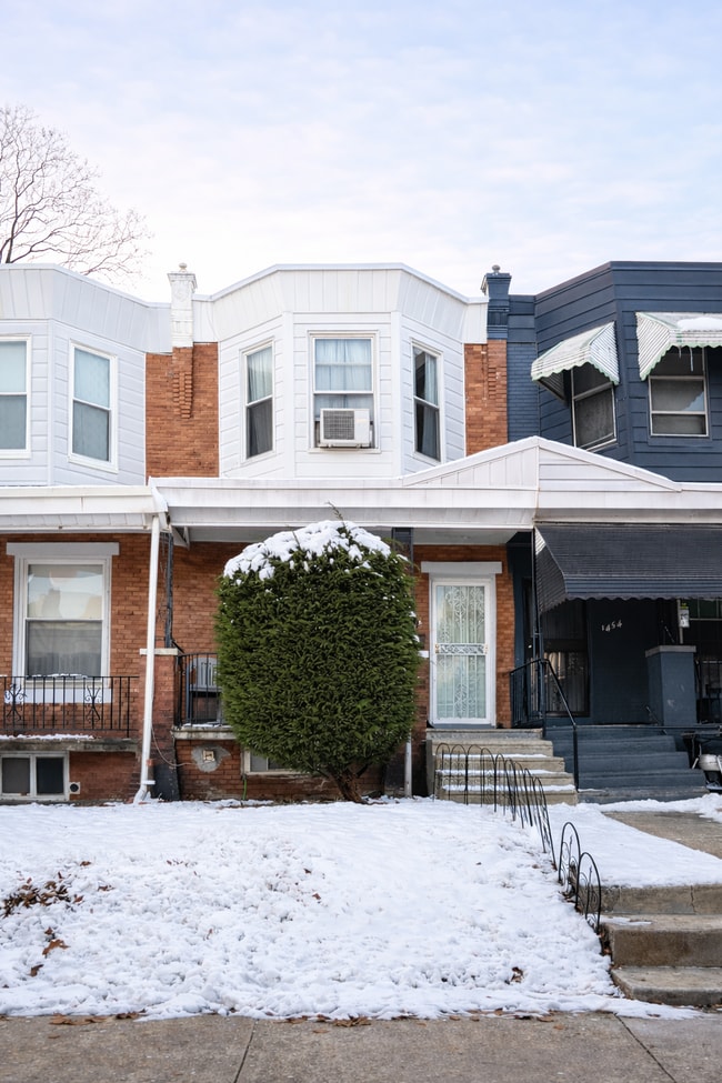 property at 1452 N Allison St