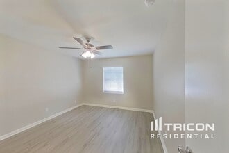 1818 Pilot Way in Garland, TX - Building Photo - Building Photo