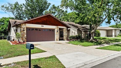 8829 Bermuda Ln in Port Richey, FL - Building Photo - Building Photo