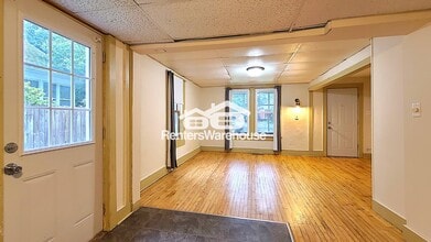528 E Walnut St in River Falls, WI - Building Photo - Building Photo