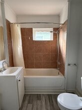 5347 Petty St in Houston, TX - Building Photo - Building Photo