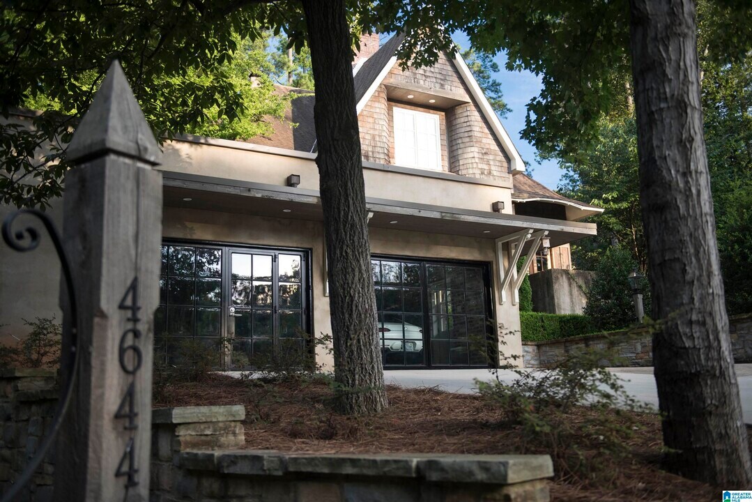 4644 Old Looney Mill Rd in Birmingham, AL - Building Photo