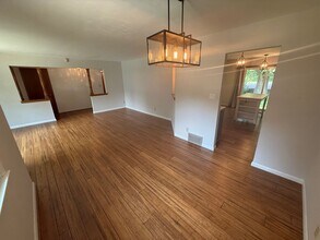 12324 W Woodland Ave in Wauwatosa, WI - Building Photo - Building Photo