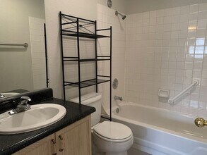 7604 Almeria St in Las Vegas, NV - Building Photo - Building Photo
