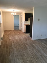 6065 Donna-Jay Dr in Loveland, OH - Foto de edificio - Building Photo