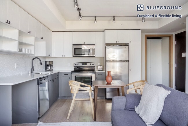 311 Cedar St in Seattle, WA - Building Photo - Building Photo